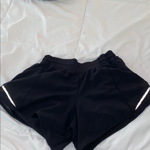 Lululemon Hotty Hot shorts II 4* long